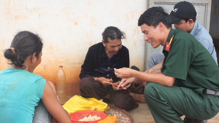 Tơtô hiâm mơno mơngế kơtiê tíu tơkăng kong​