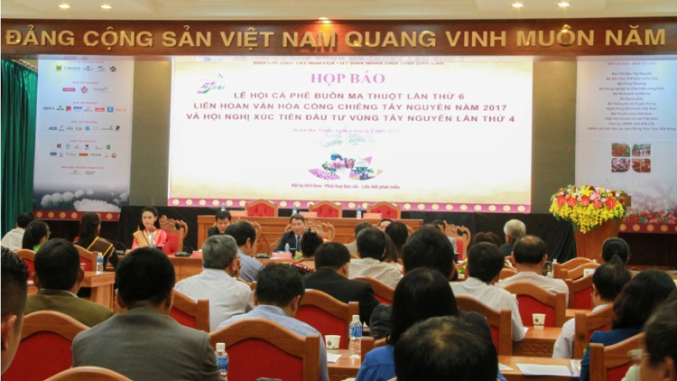 Leh mơd^ng kơphế hơnăm 2017 xua pơlê pơla veăng pêi pro