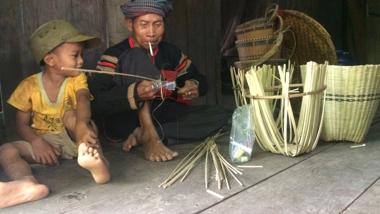 Pôa Phiên [a\ tơdroăng cheăng teăn pong