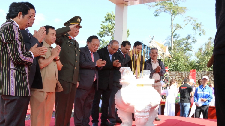 Dak Nông tơku\m po Leh tơbâ [a\ ‘măn Tơneăn chêh inâi