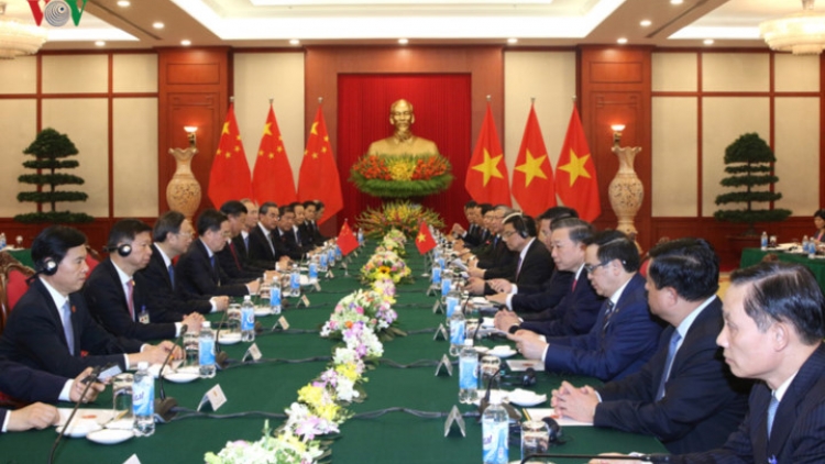 Kăn xiâm pơkuâ hnê ngăn Đảng kong têa Sinuâ lăm pôu pêi cheăng a Việt Nam