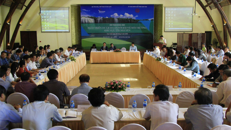 Mơnhông ôm hyô tơdjâk [ă rak vế tơnêi tíu a kơpong Tây Nguyên