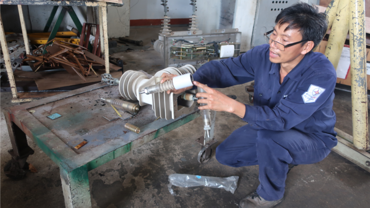 On tơhrik Dak Lak kơdrâm mơngế veăng tung tơdroăng ‘’Troăng tơmiât hơ’lêh kih thuât tơtro tung tơdroăng cheăng’’.