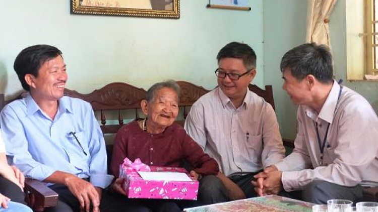 Ko\ng ti On tơhrik Dak Lak pôu, bruô kế tơmeăm ăm Jâ Việt Nam khên tơnôu