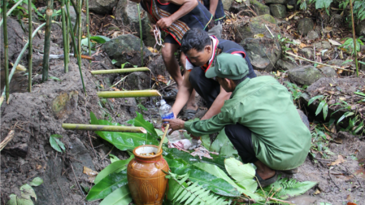 T^ng kleăng kơneăng têa dêi mơngế Jarai