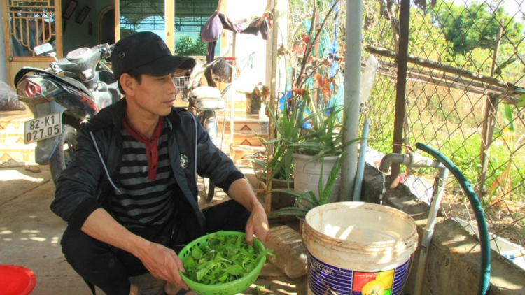 Kon Tum: Hr^ng rơpo\ng kuăn pơlê Đăk Cấm tô tuăn ôh tá ai têa vâ ôu kâ roh jiếo