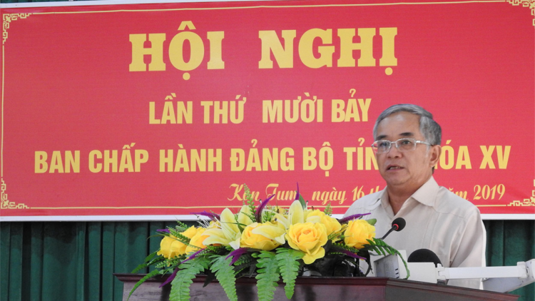 Kon Tum: Kơvâ cheăng kâ ai hên tơtêk