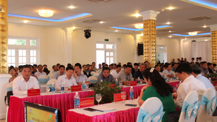 Hnê tơdroăng cheăng mơdât xía vâ xua kong prâi pro [ă mơjiâng thôn pơlê nếo a Tây Nguyên