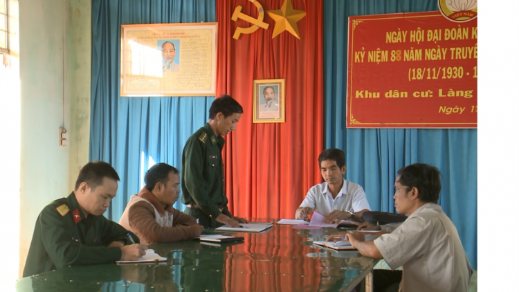 Gia Lai: Thăm pơtroh đảng viên gak tíu tơkăng kong troh mâu pơlê cheăm
