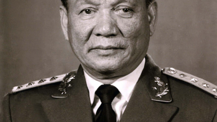 Lâp tơnêi têa mơdâm pôa Lê Đức Anh, Kăn xiâm hnê ngăn, kăn Đăi tươ\ng hneăng hdrối