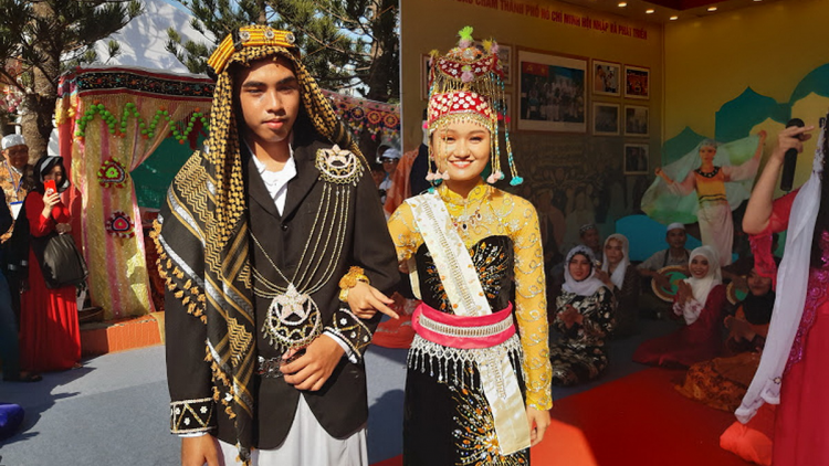 Hên túa mơhno túa le\m tro, cheăng tiô vâi krâ dêi mơngế Chăm