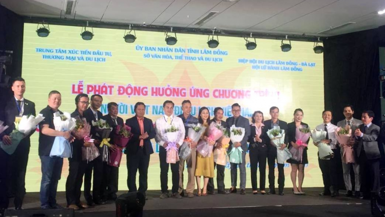 Lâm Đồng mơhnhôk ‘no kơxo# liăn ôm hyô inâi ‘’Đà Lạt – Kơpong pâ mơjo’’