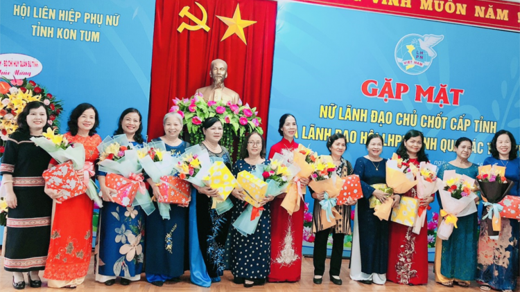 Khu ngăn vâi kơdrâi kong pơlê Kon Tum trâm mâ vâi kơdrâi pơkuâ xiâm dêi râ kong pơlê a tơrêm rơxông