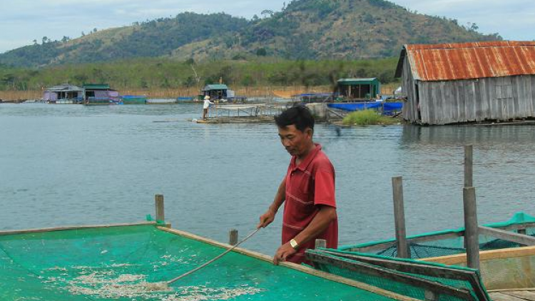 Leh tơbâ 45 hơnăm tơleăng le\m peăng Hdroh tơnêi têa: Krá tơniăn tíu tơkăng kong Ia H’Drai