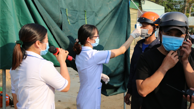 Dak Lak: Tơku\m hnoăng cheăng hbrâ mơdât pơreăng Covid-19