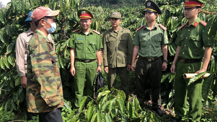 ‘’Á pro Ko\ng an cheăm’’ Hơ’leh tung mơjiâng khu ko\ng an xiâm cheăm a Dak Nông