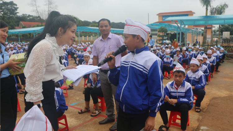 Dak Nông: Tối tơbleăng ‘na kơd^ng liăn tung hngêi trung