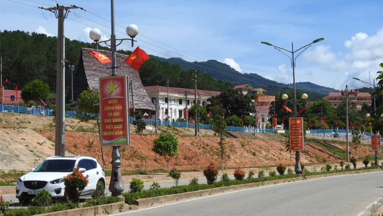 Kon Tum: Lối 72% khu râ Đảng mâu râ hiăng tơku\m po klêi hneăng hôp