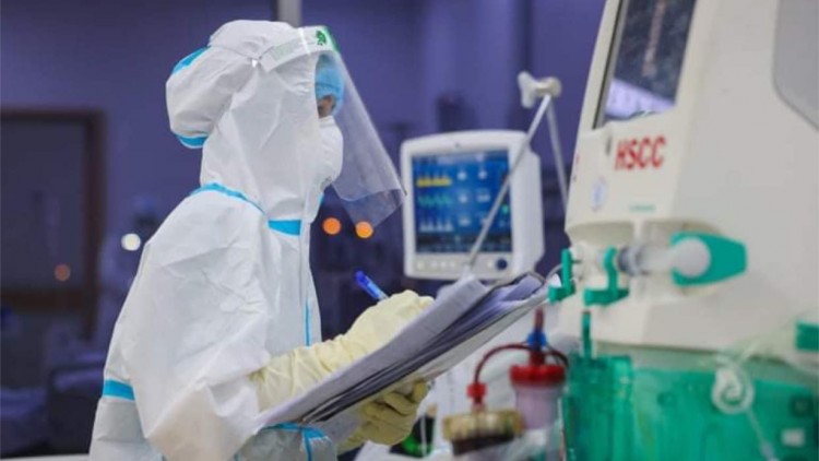 Mơjiâng 3 tíu xiâm pơlât kân dâng 3 rơpâu to xoăng koi pơlât a Pơlê kong kân Hồ Chí Minh