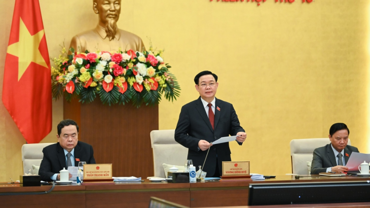 Pôa Vương Đình Huệ, Kăn xiâm hnê ngăn Kuô̆k hô̆i pơkuâ roh hôp má 16 dêi Vi ƀan pơkuâ Kuô̆k hô̆i