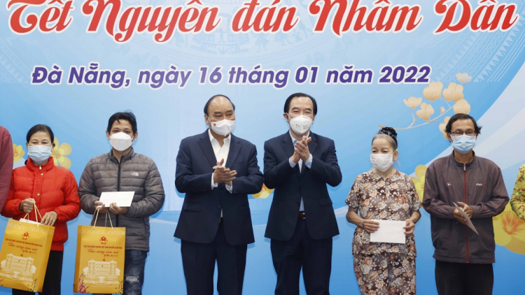 Kăn xiâm hnê ngăn tơnêi têa hbru tơmeăm, rơkâu Têt ăm rơpŏng  kơtiê, xơpá a pơlê kong kân Đà Nẵng