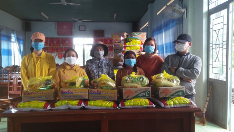 Chi hô̆i  phŏ vâi kơdrâi pơlê Ograng ƀă mâu tơdroăng cheăng ki tŏng kum