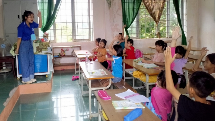 Hdró tơbâ pleăng hnoăng cheăng Rơnó pơtê hriâm a kơpong tơkăng kong