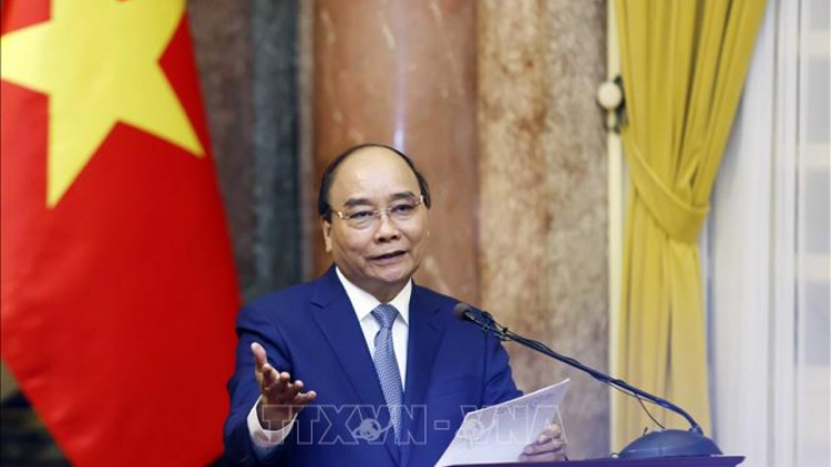 Pôa Nguyễn Xuân Phúc, Kăn xiâm hnê ngăn tơnêi têa trâm mâ khu kăn Khu xiâm mơjiâng Việt Nam