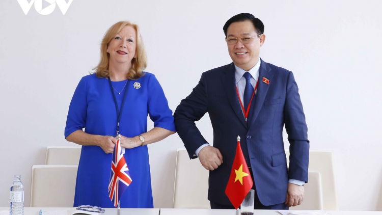 Pôa Vương Đình Huệ, Kăn xiâm hnê ngăn Kuô̆k hô̆i tơdah kăn xiâm phŏ hnê ngăn Kuô̆k hô̆i râ má péa Ănglê