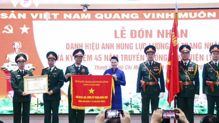 Tơbâ 45 hơnăm hâi mơjiâng hngêi pơkeăng Quân y 175