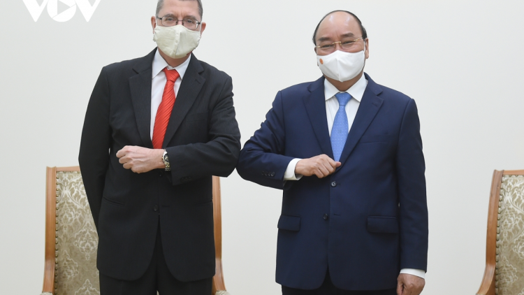 Pôa Nguyễn Xuân Phúc, Ngế pro xiâm hnê ngăn tơnêi têa tơdah kăn teăng mâ Kŏng hoa Áo