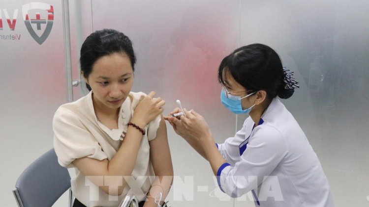 ​  Pơxiâm ăm pêi cheăng tíu xiâm pâk pơkeăng vaccine ki kân má môi Tây Nguyên