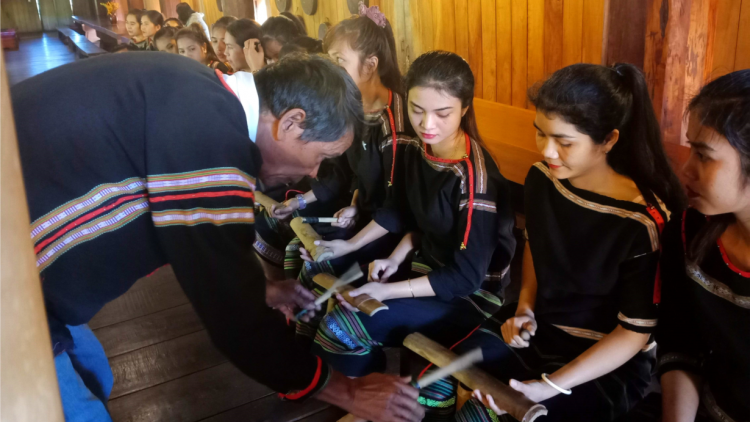 ​ Dak lak: Lối 10 rơtal liăn pơtối rak vế chêng koăng