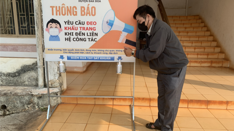 Gia Lai: Hên tơdroăng ki tro tơbleăng ‘na hbrâ mơdât pơreăng Covid tung kơpong kuăn ngo ki tiô khôp