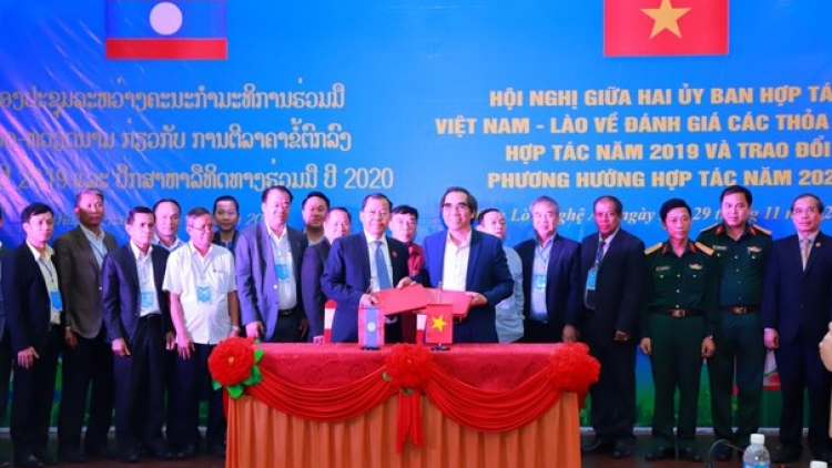 Việt Nam – Lếo hôp râ Ngế xiâm pho\ Vi [an tơru\m 2 kong têa