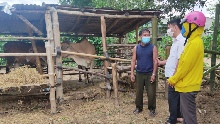 Kon Tum: Mơ-eăm hbrâ mơdât pơreăng kơdroh tro lŭp tơmeăm ăm kuăn pơlê ki păn