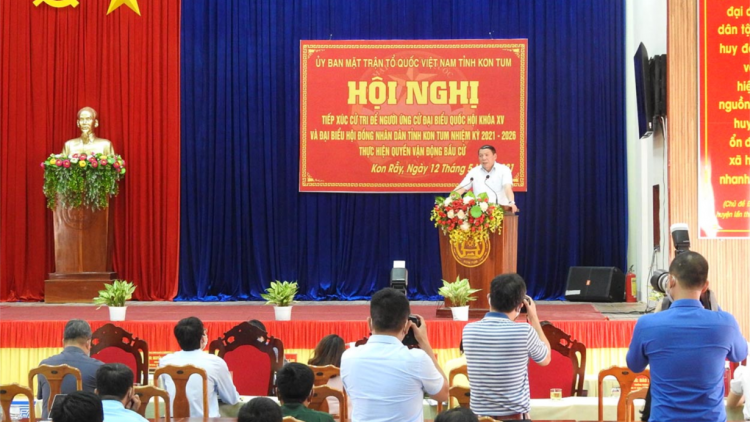 Kuăn pơlê Kon Tum loi tơngah khu ngế tơbriât to pro kăn teăng mâ Kuô̆k hô̆i hneăng má XV ƀă Hô̆i đong kong pơlê