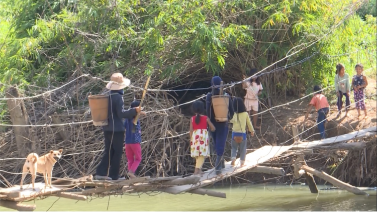 Ki rơ iô dêi mâu kông pơtân a kong pơlê Gia Lai