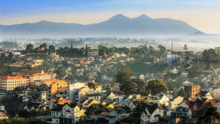 Mơjiâng Đà Lạt chiâng pơlê kong kơdrâm rơkê ple\ng