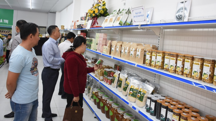 Phiu ro hiăng mơjiâng pro kêi đeăng Tíu xiâm mơđah tơbleăng OCOP a kong pơlê Kon Tum