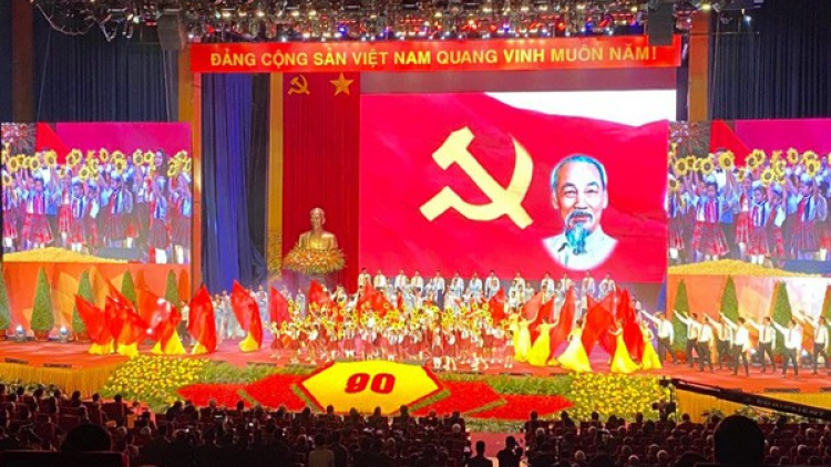 Leh tơbâ râ tơnêi têa tơbâ 90 hơnăm hâi mơjiâng Đảng