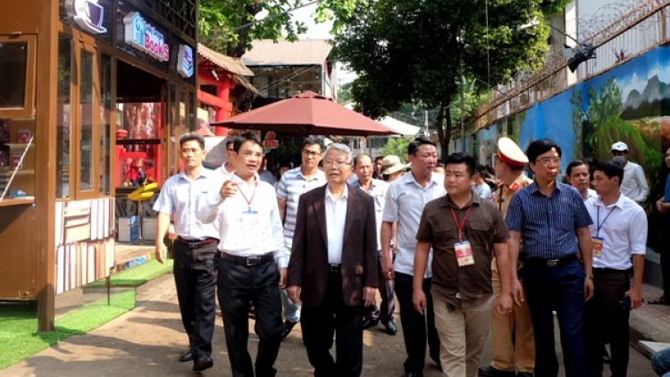Pôa Trần Đức Lương, Kăn xiâm hnê ngăn tơnêi têa hneăng hdrối  lăm pôu Troăng tơbleăng hlá mơ-éa [ă Tíu ‘măn rak tơmeăm kong pơlê Dak Lak