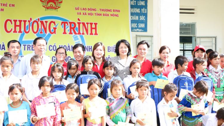 Kăn xiâm pho\ hnê ngăn tơnêi têa pêi cheăng [a\ kăn [o# xiâm kong pơlê Dak Nông