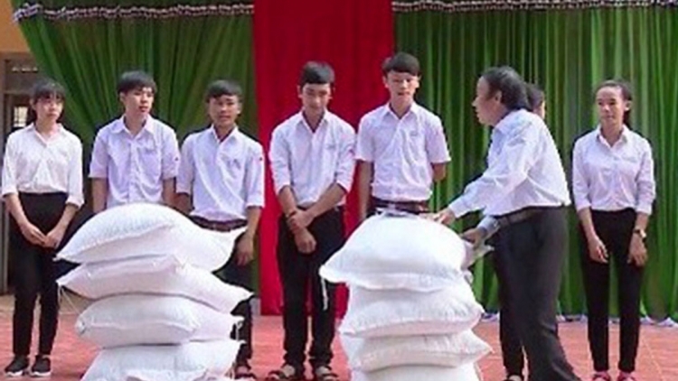 Dak Lak bruô lối 600 ta#n phái ăm hok tro kơpong pá puât​