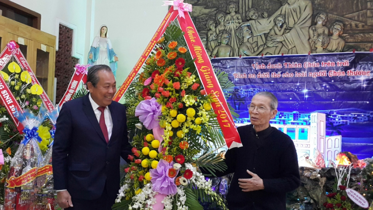 Măng T^ng kân Noel a mâu kong pơlê kơpong Tây Nguyên​