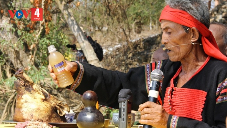 Nău way mât uănh bri bâh nuĭh Bunong