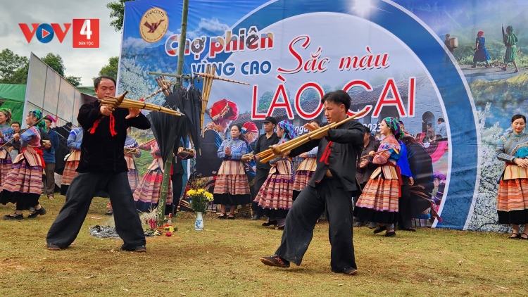 Tục thờ Quan âm của người Mông ở Lào Cai