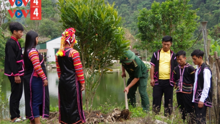 Đổi thay những bản làng tái định cư