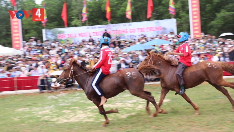 BHIÊC BHAN TR’THI A XÊÊH XÓ GÒ THÌ THÙNG (PHÚ YÊN)