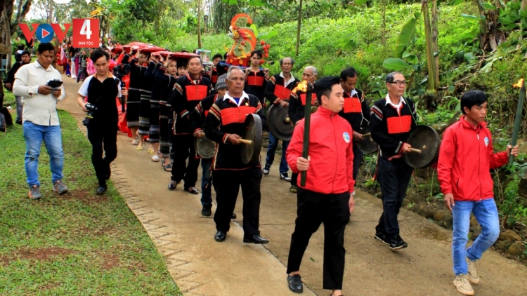 ĐẮK LẮK: LIÊM ZÂP BH’RỢ VĂN HOÁ, BHIỆC BHAN ZÂP ACOON CÓH BHRỢ ĐOỌNG HA ĐHANUÔR LÂNG TA MOOI